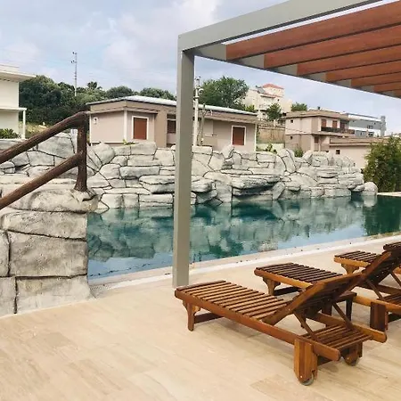 Serenity Hotel Cesme Otel *